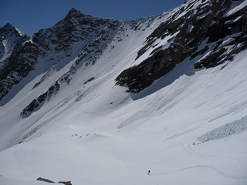 #8 Dernières courbes : sous le col des 3 pointes Dernières courbes : sous le col des 3 pointes