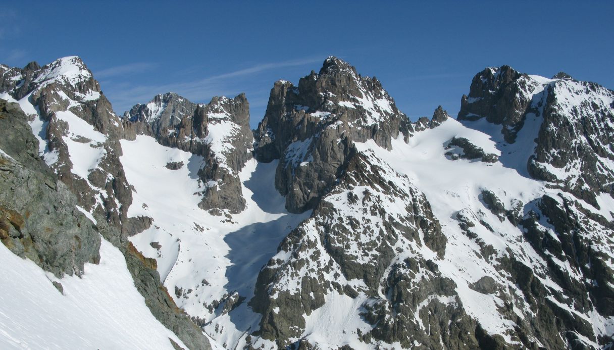#17 Ailfroide-Pelvoux : Quel beau balcon suspendu ! Ailfroide-Pelvoux : Quel beau balcon suspendu !