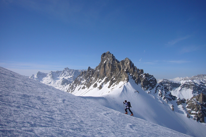 #2 Derrière Marie, le col Albert. Derrière Marie, le col Albert.