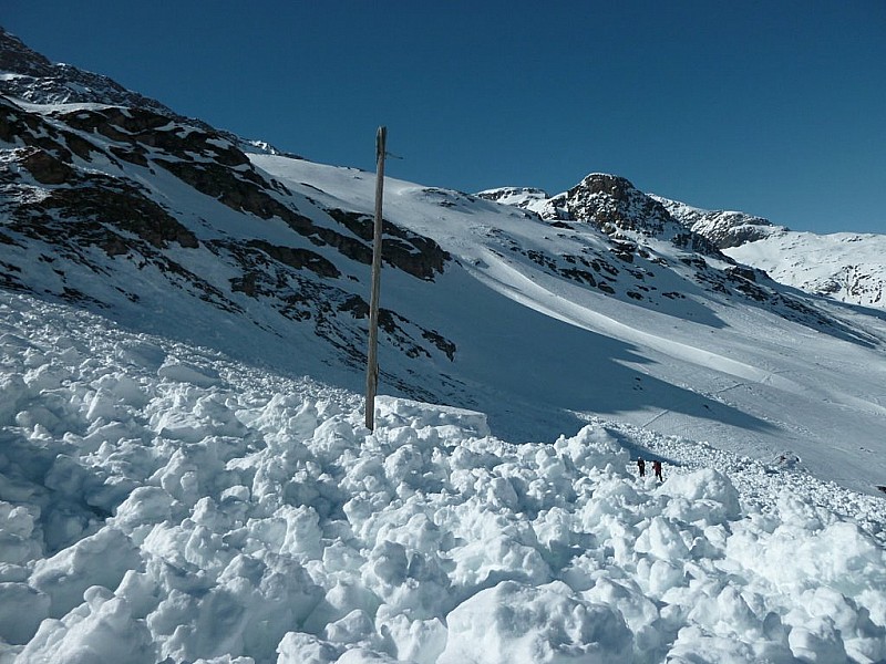 #1 Avanche : gros départ la veille à 15h sous le col des Evettes sur la trace de montée au refuge Avanche : gros départ la veille à 15h sous le col des Evettes sur la trace de montée au refuge
