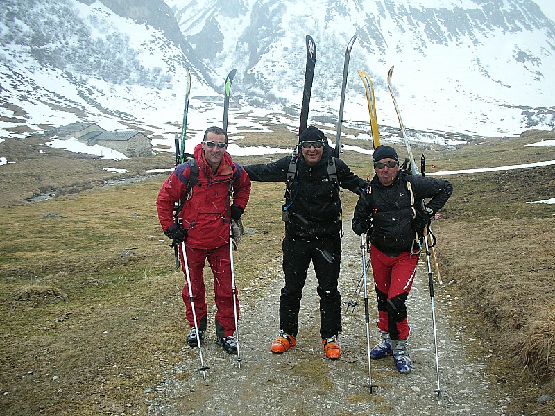 #11 Passage de Rosoire : Les Trois Mousquetaires à Chapendu - Descente à Montaimont sous la neige Passage de Rosoire : Les Trois Mousquetaires à Chapendu - Descente à Montaimont sous la neige