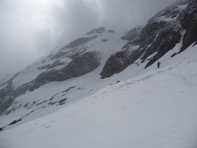 #15 retour vers le refuge : Au final après être remonté vers le glacier. retour vers le refuge : Au final après être remonté vers le glacier.