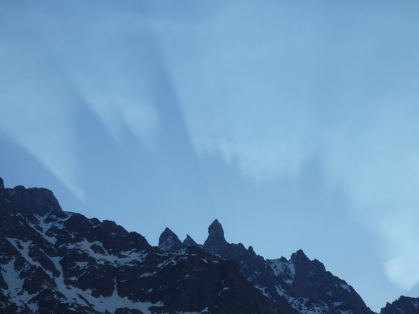 #1 pic de clouzis : le soleil ne va pas tarder... pic de clouzis : le soleil ne va pas tarder...