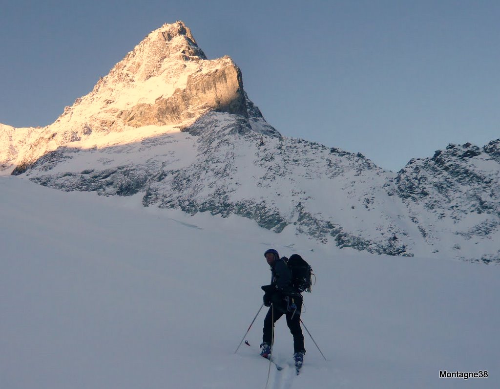 Glacier du Moming : Sous le Besso