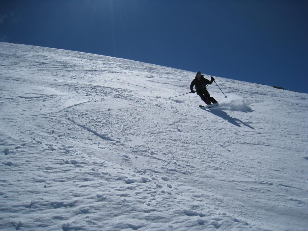 #19 bonne poudre en versant nord si on evite les zones cartonnées bonne poudre en versant nord si on evite les zones cartonnées