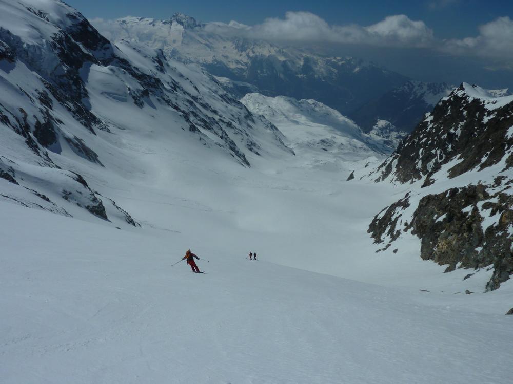 #22 Glacier de l Glacier de l'Invernet : c'est parti pour 1400m de moquette-poudre tassée