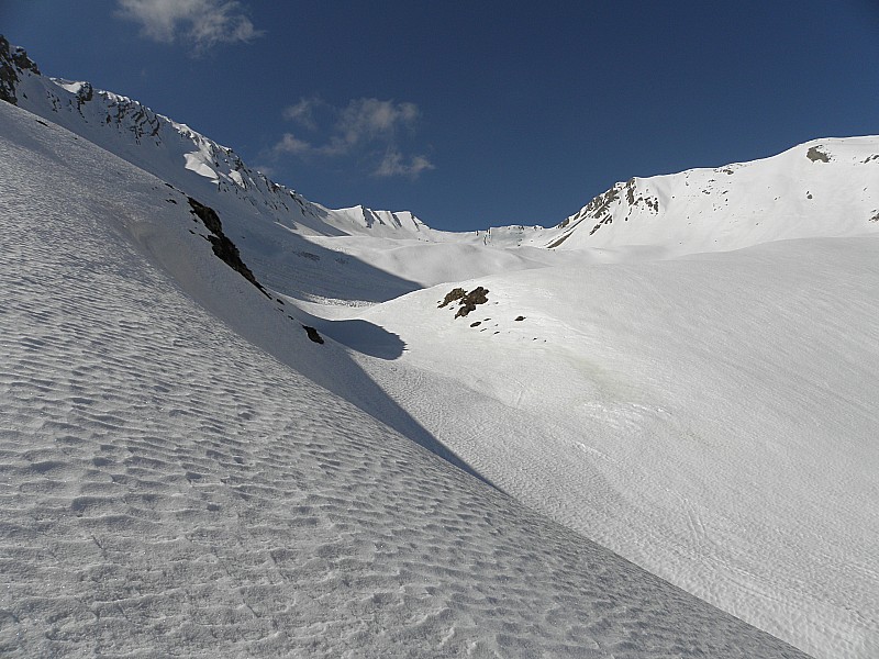 #3 Vallon du Piarra. : Encore bien enneigé. Vallon du Piarra. : Encore bien enneigé.
