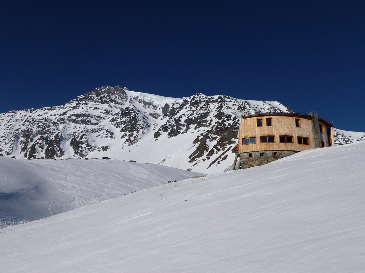 #3 Refuge de Péclet-Polset : Avant la redescente sur le lac Blanc. Refuge de Péclet-Polset : Avant la redescente sur le lac Blanc.