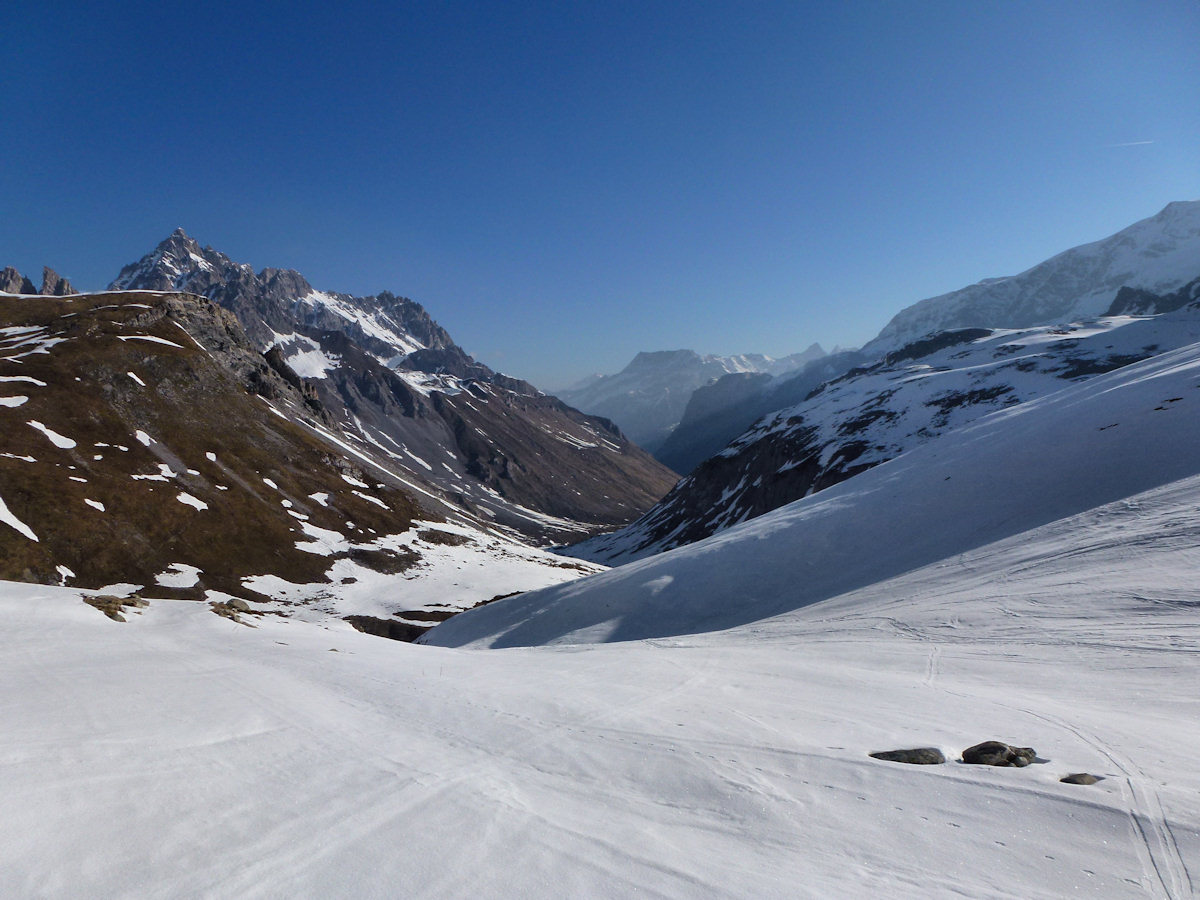 #2 vers 2000 m : Le bonheur : De la neige et du soleil. vers 2000 m : Le bonheur : De la neige et du soleil.