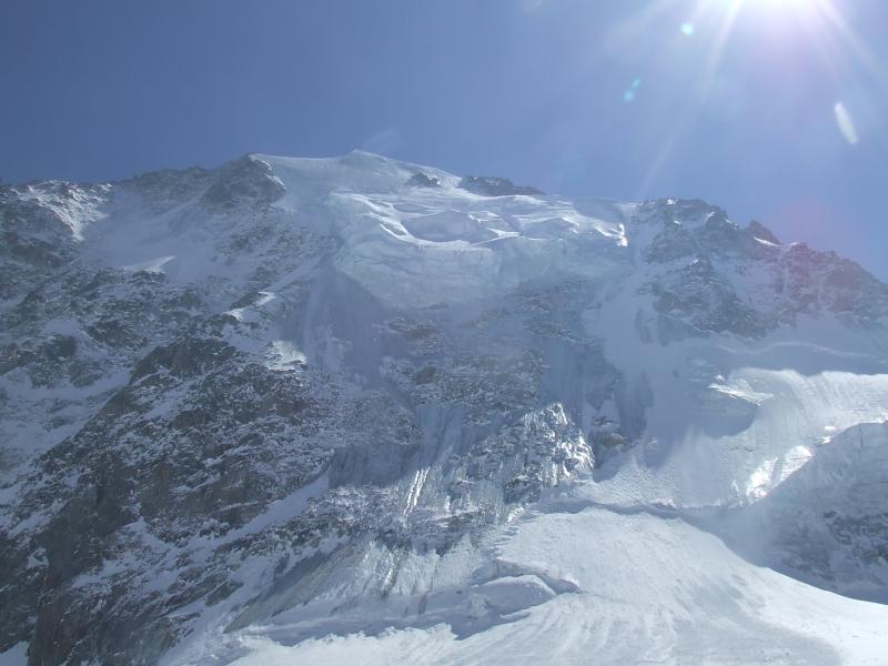 #7 Couloir Barbey : en pasant sous la face N de l Couloir Barbey : en pasant sous la face N de l'Aiguille d'Argentière, tristes souvenirs ....