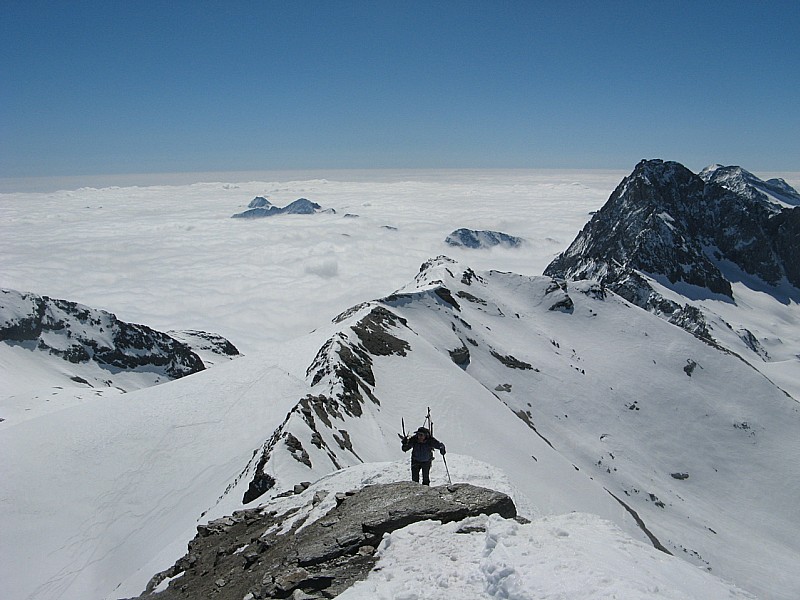 #2 arête de l arête de l'Albaron : Mer de nuage en Italie