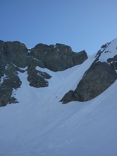 #3 Tour de la Malédie : Le couloir à l Tour de la Malédie : Le couloir à l'ouest du pas de la Malédie par lequel on est monté