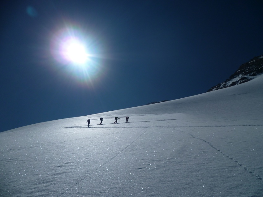 #6 Compagnons du jour : C Compagnons du jour : C'était tentant. Jusque là pas un nuage ...