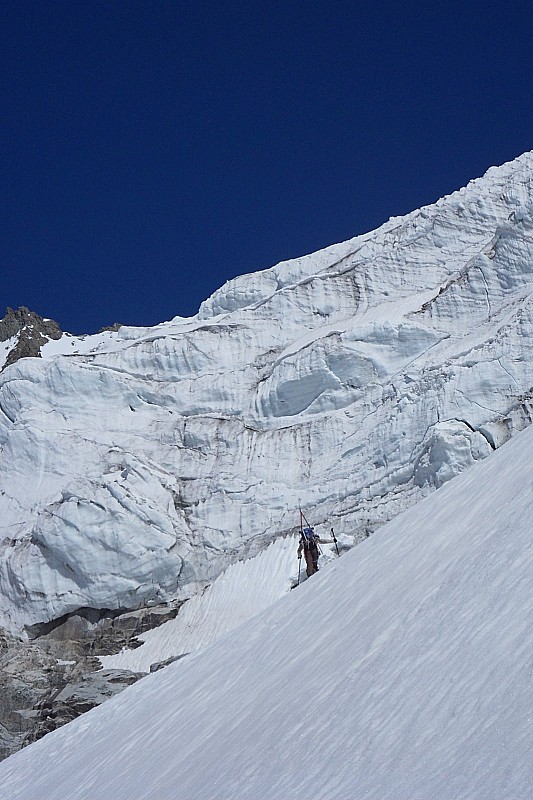 #1 Glacier de la Selle : verrou rive gauche Glacier de la Selle : verrou rive gauche