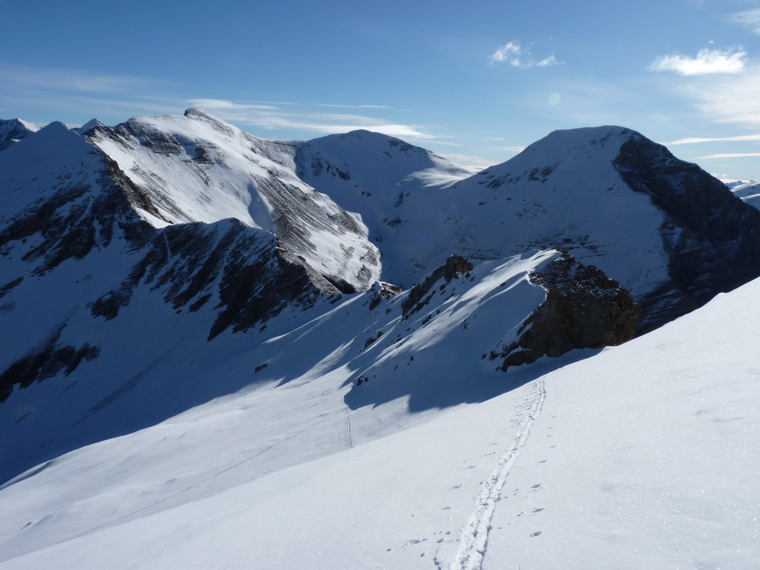 #1 Montagne de serre Reyna : Il reste de quoi exploiter, mais il y à le long portage depuis les Gourniers Montagne de serre Reyna : Il reste de quoi exploiter, mais il y à le long portage depuis les Gourniers