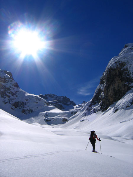#2 Sur le glacier du Fond : On voit bien le verrou sous le glacier de la Muande. Ca passe bien sur la gauche Sur le glacier du Fond : On voit bien le verrou sous le glacier de la Muande. Ca passe bien sur la gauche
