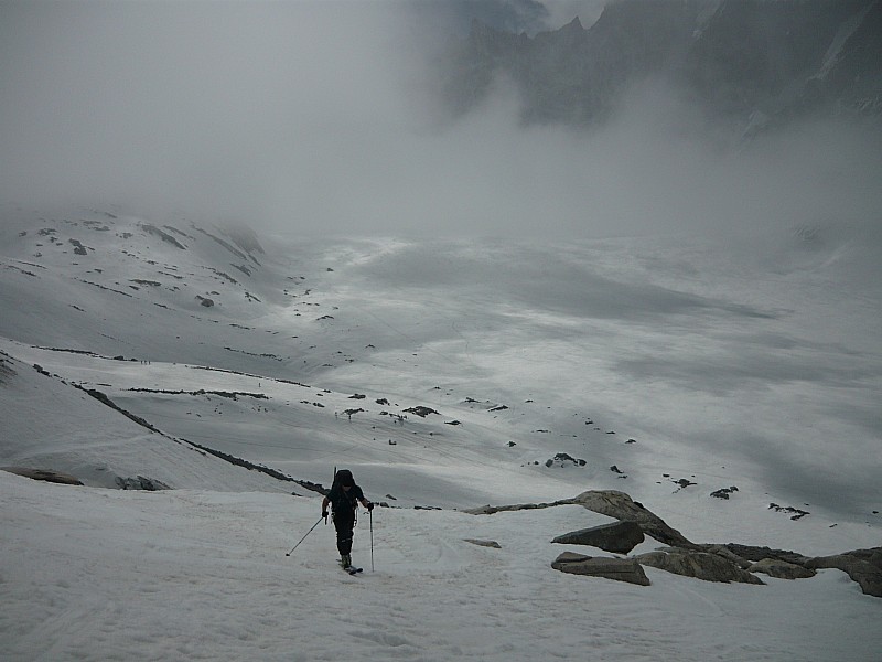 #3 col du Tour Noir : brume en montant sur le glacier des Améthystes col du Tour Noir : brume en montant sur le glacier des Améthystes