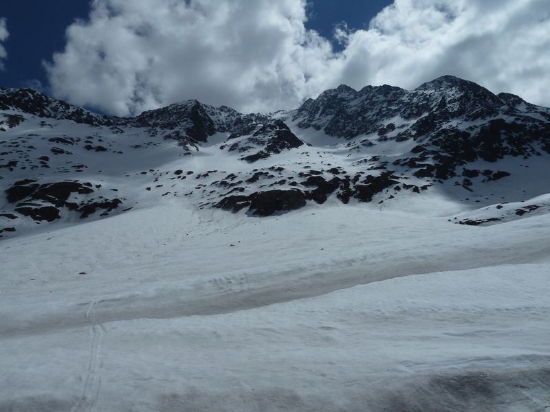 #8 bas de la pente : Neige transfo à souhait sur le bas. bas de la pente : Neige transfo à souhait sur le bas.