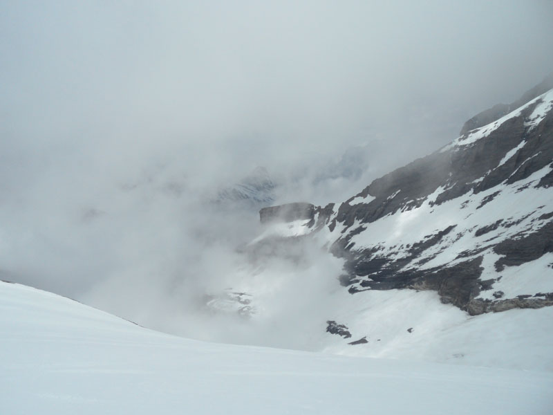 #3 Balmhorn : Ça se dégage pendant la descente. Balmhorn : Ça se dégage pendant la descente.