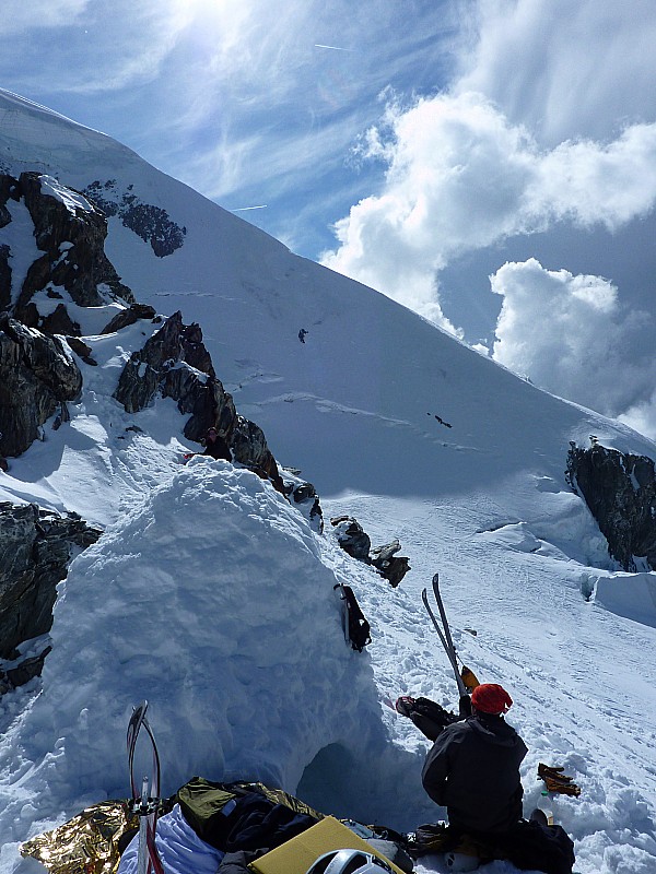 Igloo : sur le fil de l'arête