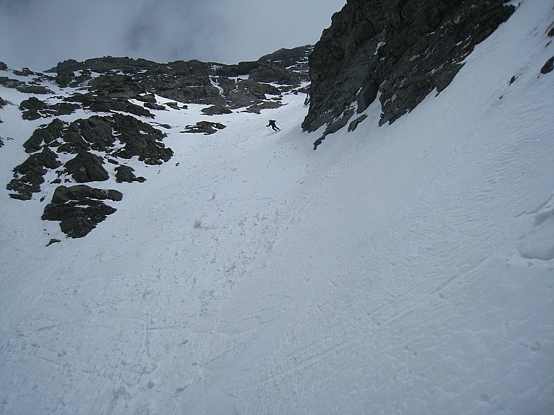 #19 Couloir : Dans le haut. Couloir : Dans le haut.