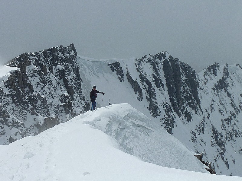#17 Grande Casse : Une dernière prise devant la face Nord, avant de chausser les skis Grande Casse : Une dernière prise devant la face Nord, avant de chausser les skis