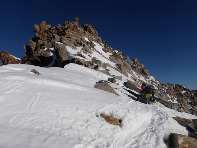 #21 rocher solide : l rocher solide : l'arête à gravir