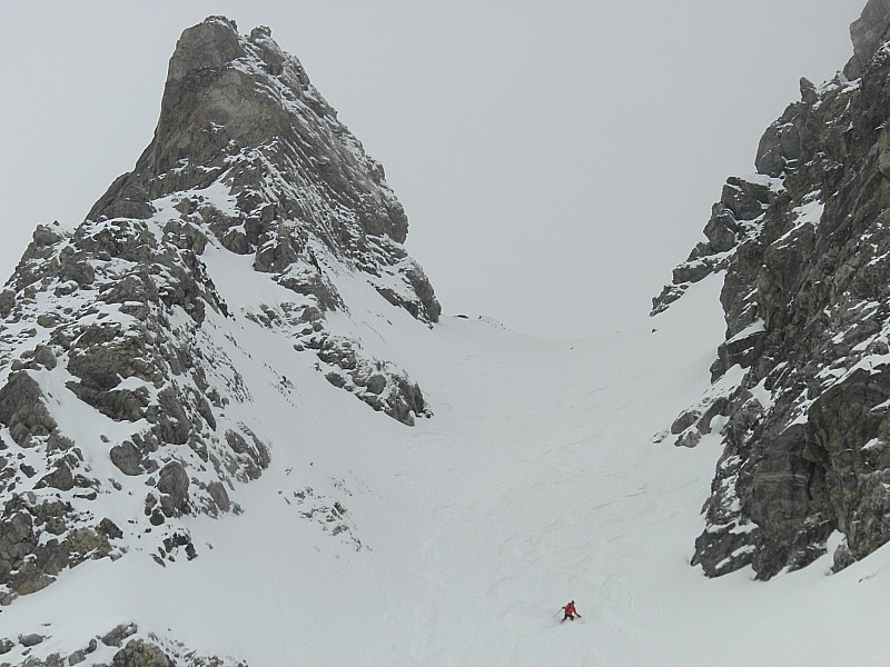#11 skieur balai : chéri-chéri ferme la descente.. skieur balai : chéri-chéri ferme la descente..