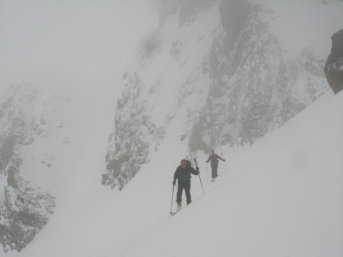 #9 vers 3000, averse de neige : belle rencontre de skitourien! vers 3000, averse de neige : belle rencontre de skitourien!