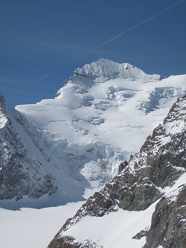 #8 Couloir Nord Roche Faurio : Barre Noire, la Barre et le Dôme (toujours aussi belle, cette vue !) Couloir Nord Roche Faurio : Barre Noire, la Barre et le Dôme (toujours aussi belle, cette vue !)