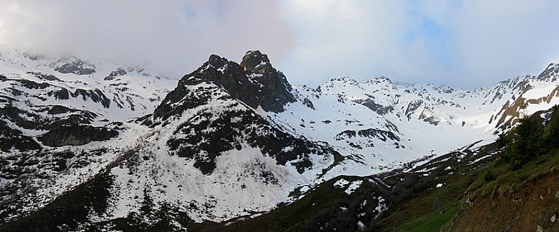 #1 Enneigement : Enneigement vallon de la belle étoile, vallons du pra
Correct par les temps qui courent... Enneigement : Enneigement vallon de la belle étoile, vallons du pra
Correct par les temps qui courent...