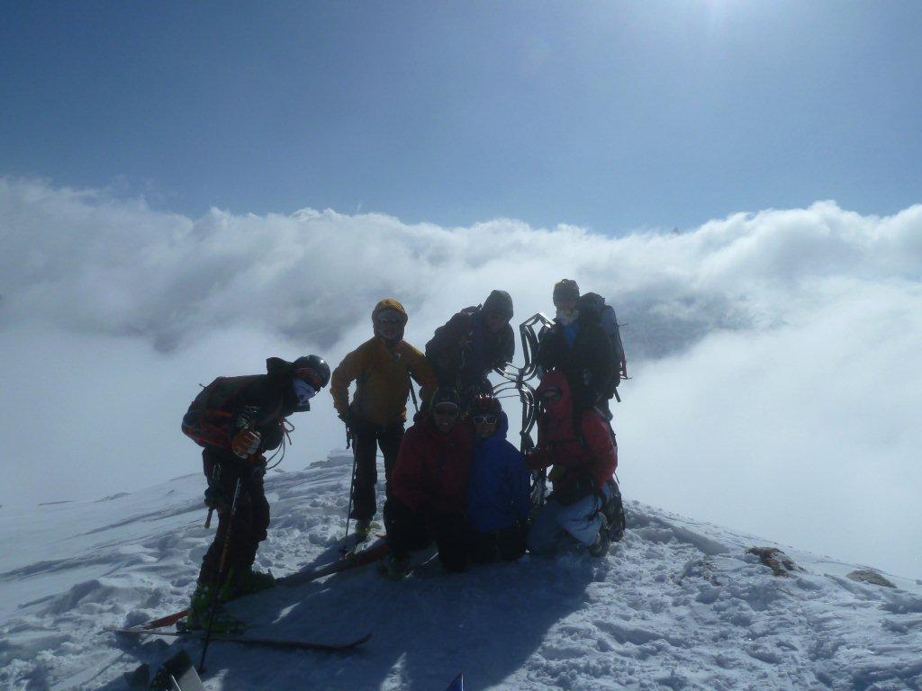 #15 la Pointe Blanche : on y est, y la Pointe Blanche : on y est, y'a une petite pointe qui dépasse au fond