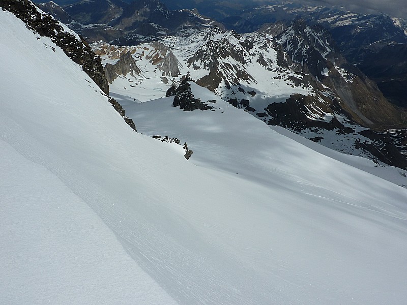 #12 Côte 3400m : Encore une belle pente vierge Côte 3400m : Encore une belle pente vierge