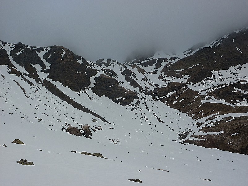#3 Verrou sous le col du souffre : Peu enneigé. Couvert au N. Verrou sous le col du souffre : Peu enneigé. Couvert au N.