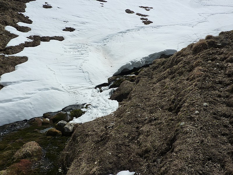 #18 Fin de la descente : dans le ruisseau, comme d Fin de la descente : dans le ruisseau, comme d'hab !!