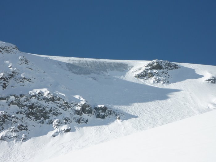 #1 Pic du Rif : belle plaque partie dans le 2ieme ressaut Pic du Rif : belle plaque partie dans le 2ieme ressaut