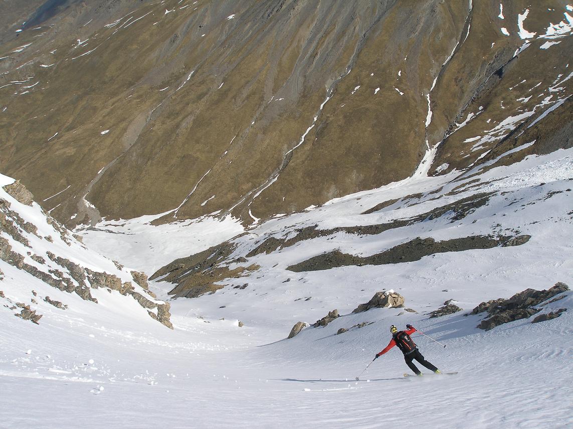#14 descente N de roche noire : 600m pour rejoindre les sagnieres et le torrent du cristillan descente N de roche noire : 600m pour rejoindre les sagnieres et le torrent du cristillan
