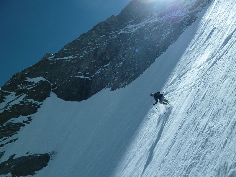 #12 avant mi-couloir : avec une neige pareille, ça facilite les choses !.. avant mi-couloir : avec une neige pareille, ça facilite les choses !..