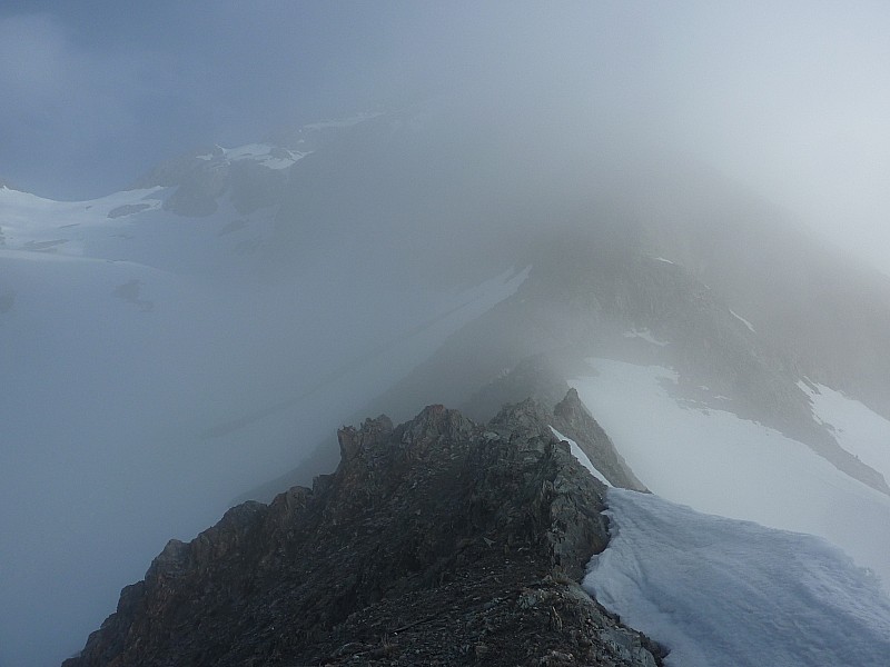 #6 Montagne des Glaciers : Arête sèche. On déchausse Montagne des Glaciers : Arête sèche. On déchausse