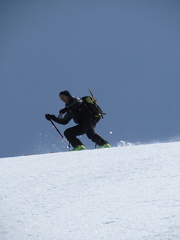 #8 Grande Rousse : Pierre qui part sans les skis! Grande Rousse : Pierre qui part sans les skis!