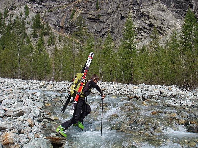 #7 Clapouse : Traversée du cours d Clapouse : Traversée du cours d'eau ...