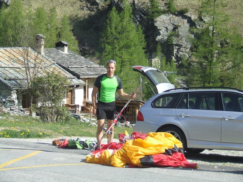 #12 Col du midi de Bellecote : Plus qu Col du midi de Bellecote : Plus qu'à plier le matos et à attendre Thomas , mais qu'est ce qu'il fou :-)) ?