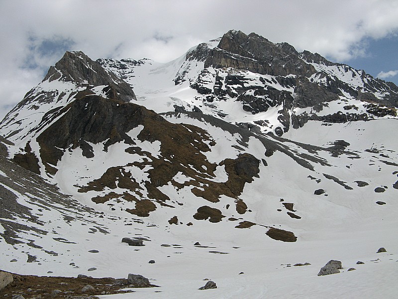 #1 grande casse 7 mai : pour donner un aperçu de la neige qui reste. grande casse 7 mai : pour donner un aperçu de la neige qui reste.