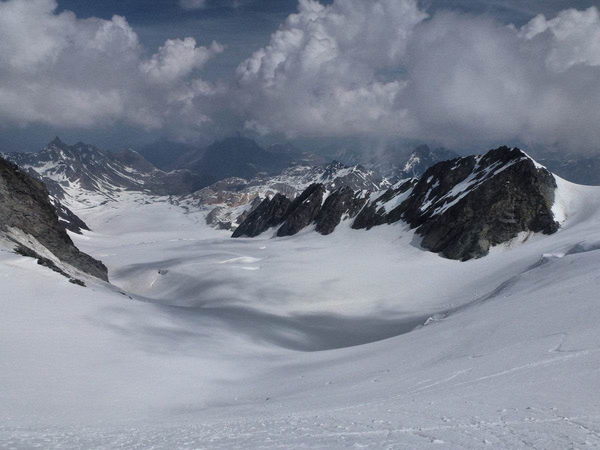 Glacier de Gébroulaz : Les cumulus de plus en plus présents.