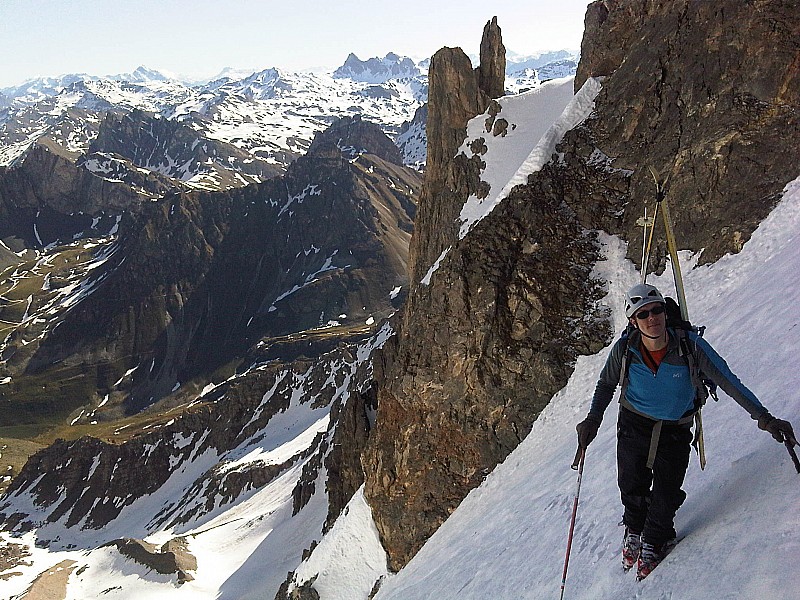 #3 Gendarme et Gendarmette : Cyrille pose avec Gendarme et Gendarmette ! Très léger penchage involontaire... Gendarme et Gendarmette : Cyrille pose avec Gendarme et Gendarmette ! Très léger penchage involontaire...
