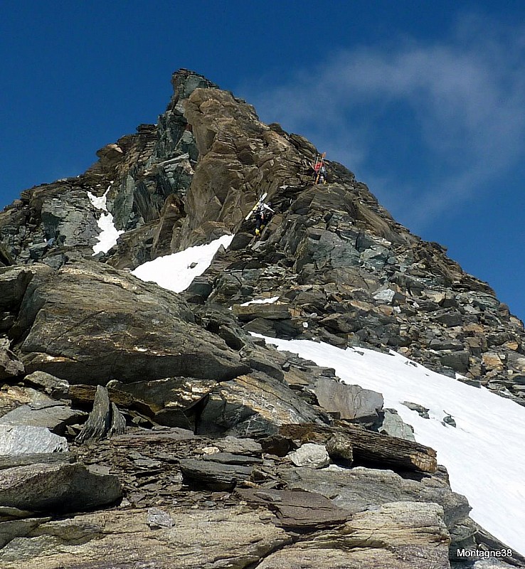 #14 l l'Arête : gradins rocheux