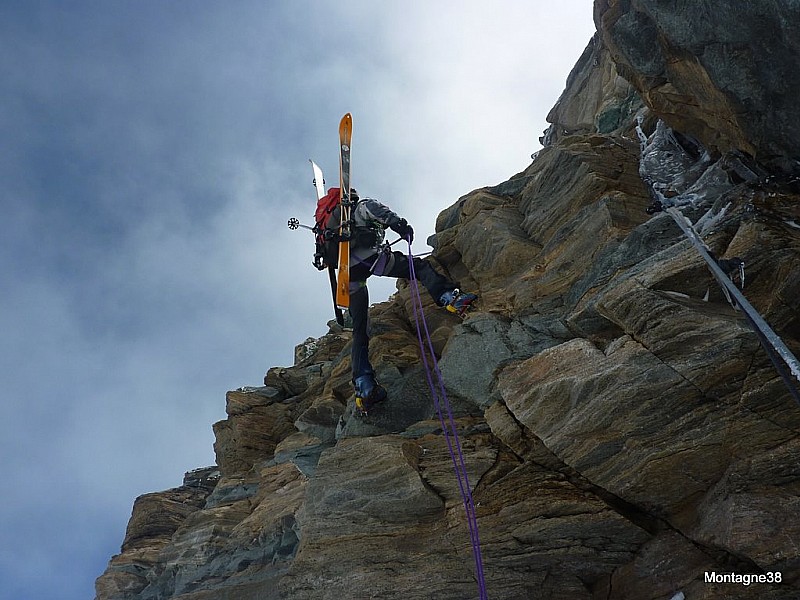 #19 Rappel : rappel de 20 m Rappel : rappel de 20 m