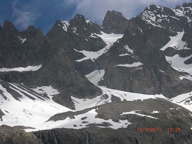 #8 le verrou : vers le glacier Tuckett. le verrou : vers le glacier Tuckett.