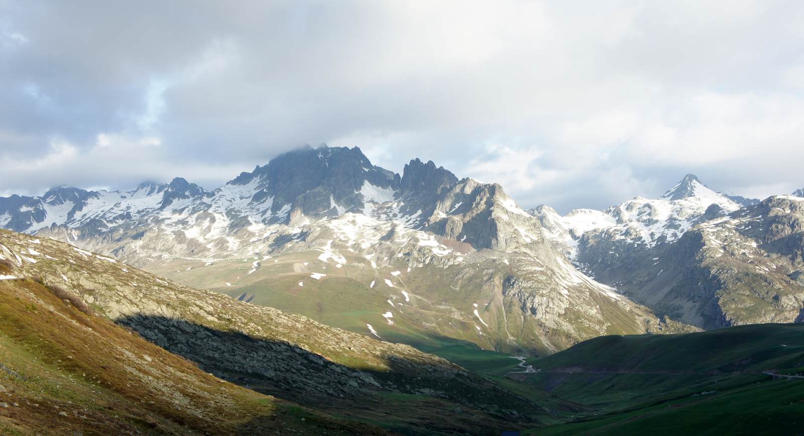#1 Vu vers Belledonne Vu vers Belledonne