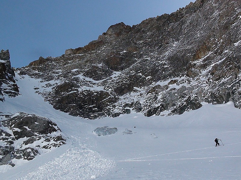 #6 Dernières conv. dans 20cm de poudre sous le second couloir du jour Dernières conv. dans 20cm de poudre sous le second couloir du jour
